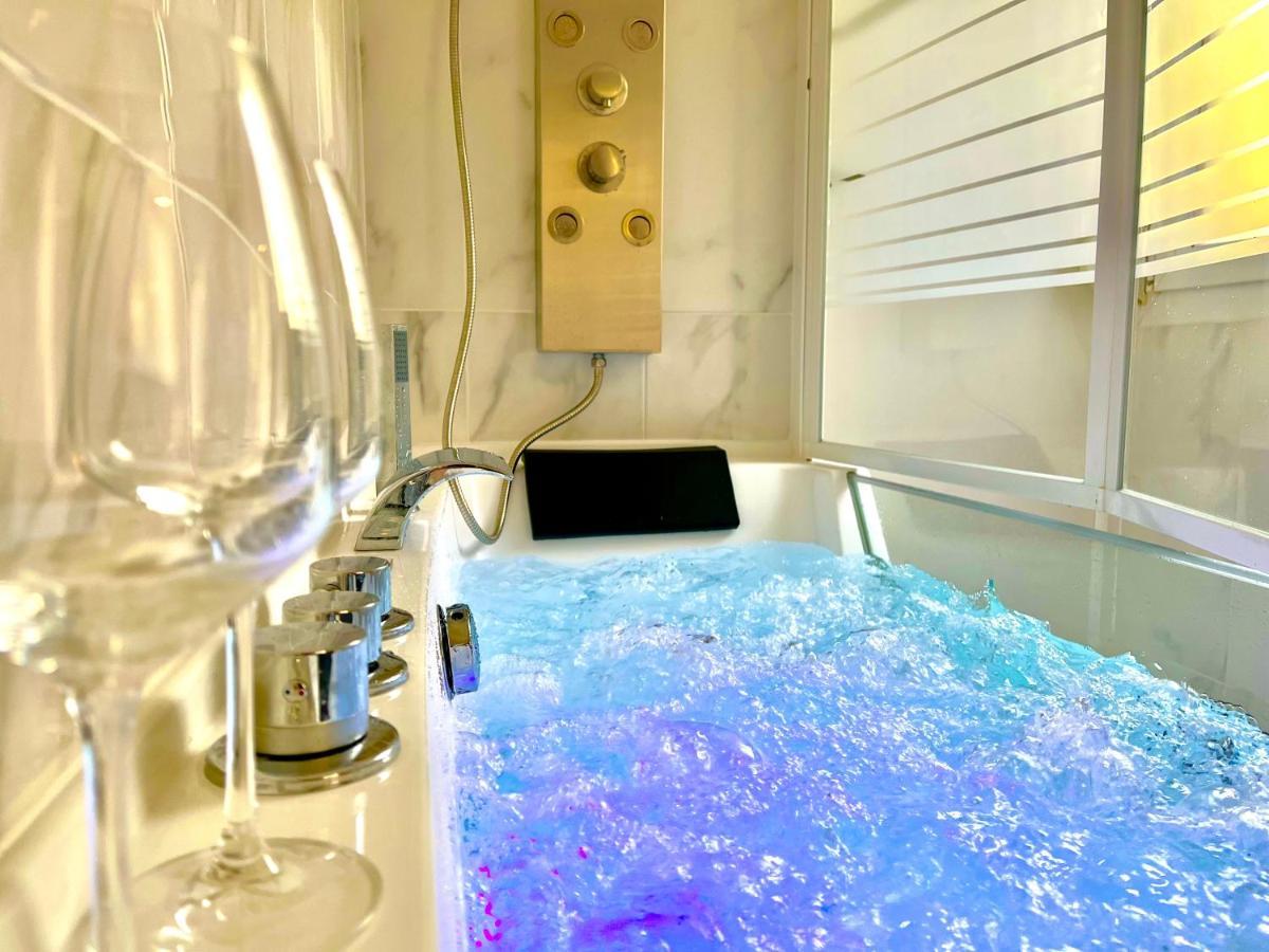 Cocon Luxe - Sauna & Balneo Au Coeur De رانس المظهر الخارجي الصورة